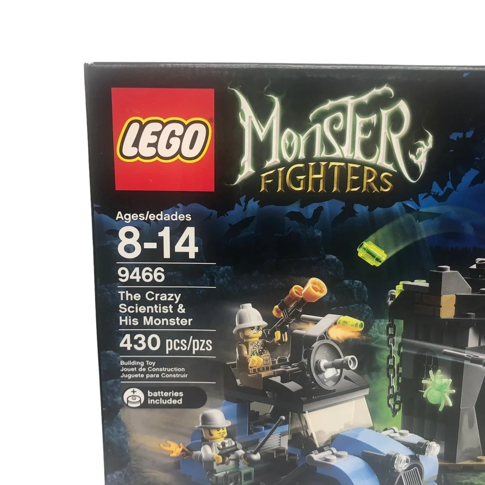 Lego 9466 Monster Fighters Crazy Scientist & His Monster Retired